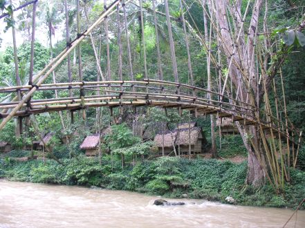 Jembatan Bambu